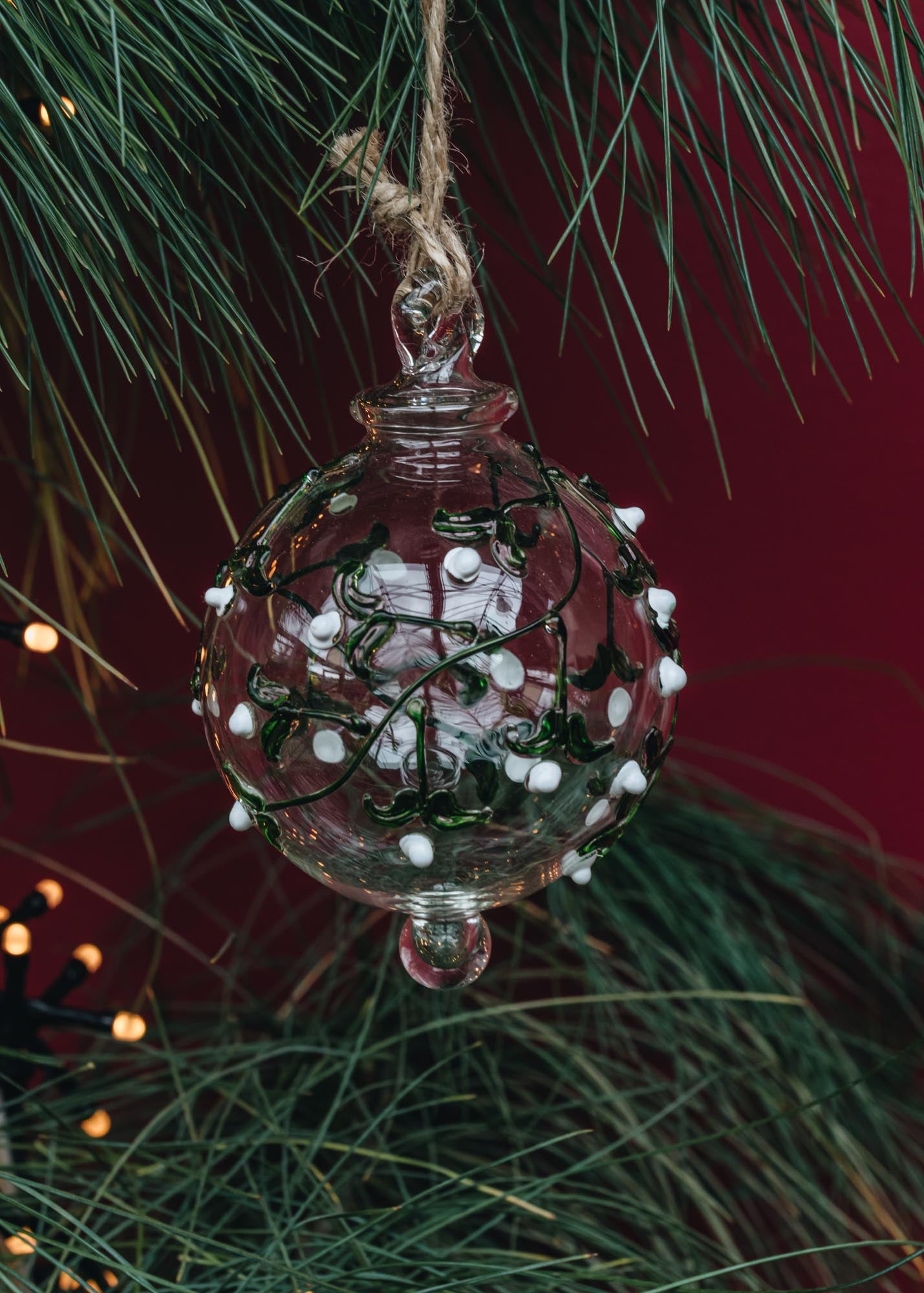 Treasure Tree Mistletoe Bauble in Green