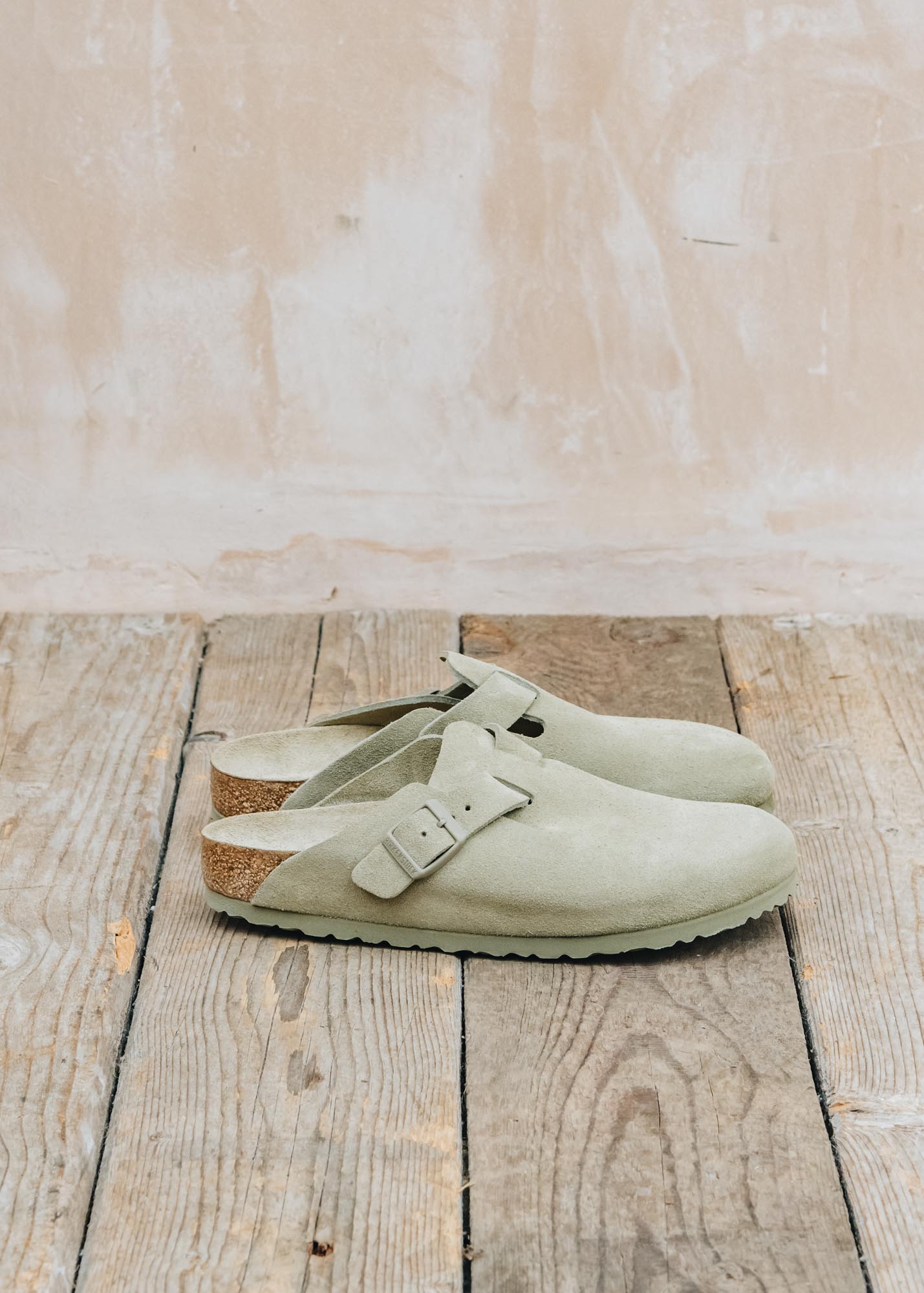 Women's Birkenstock Boston Regular Clogs in Faded Khaki Suede