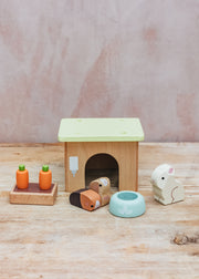 Bunny and Guinea Pig Animal Set