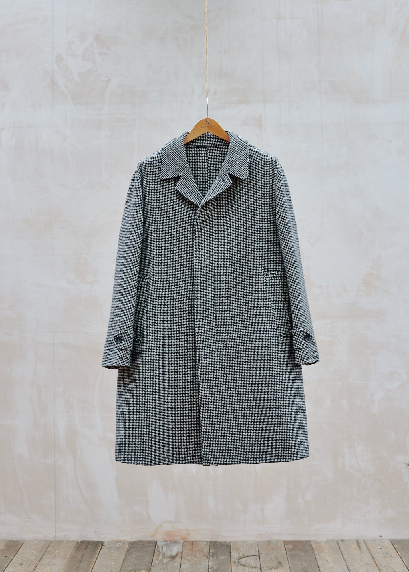 Caruso Long Pure Wool Houndstooth Coat - M/L