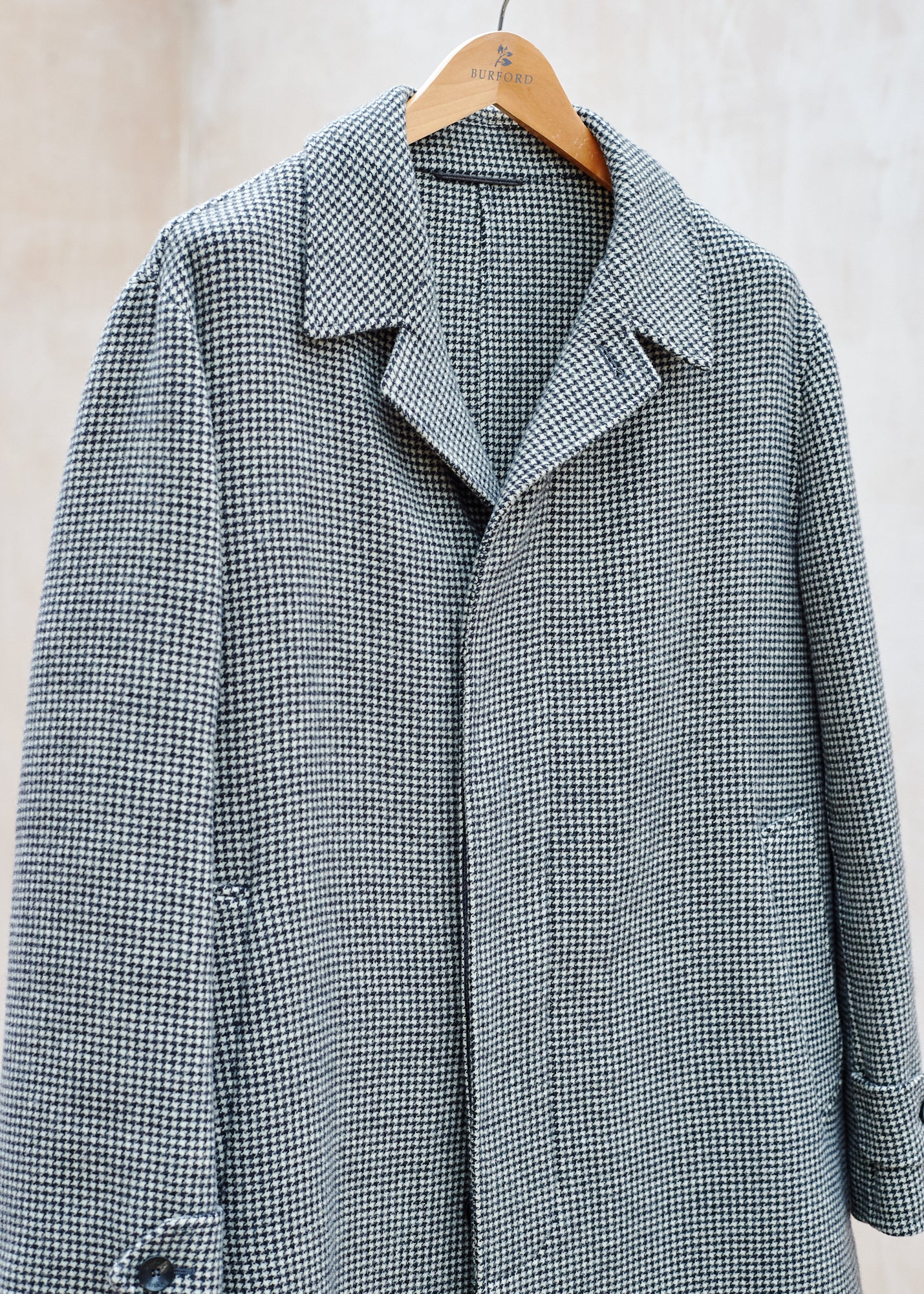 Caruso Long Pure Wool Houndstooth Coat - M/L