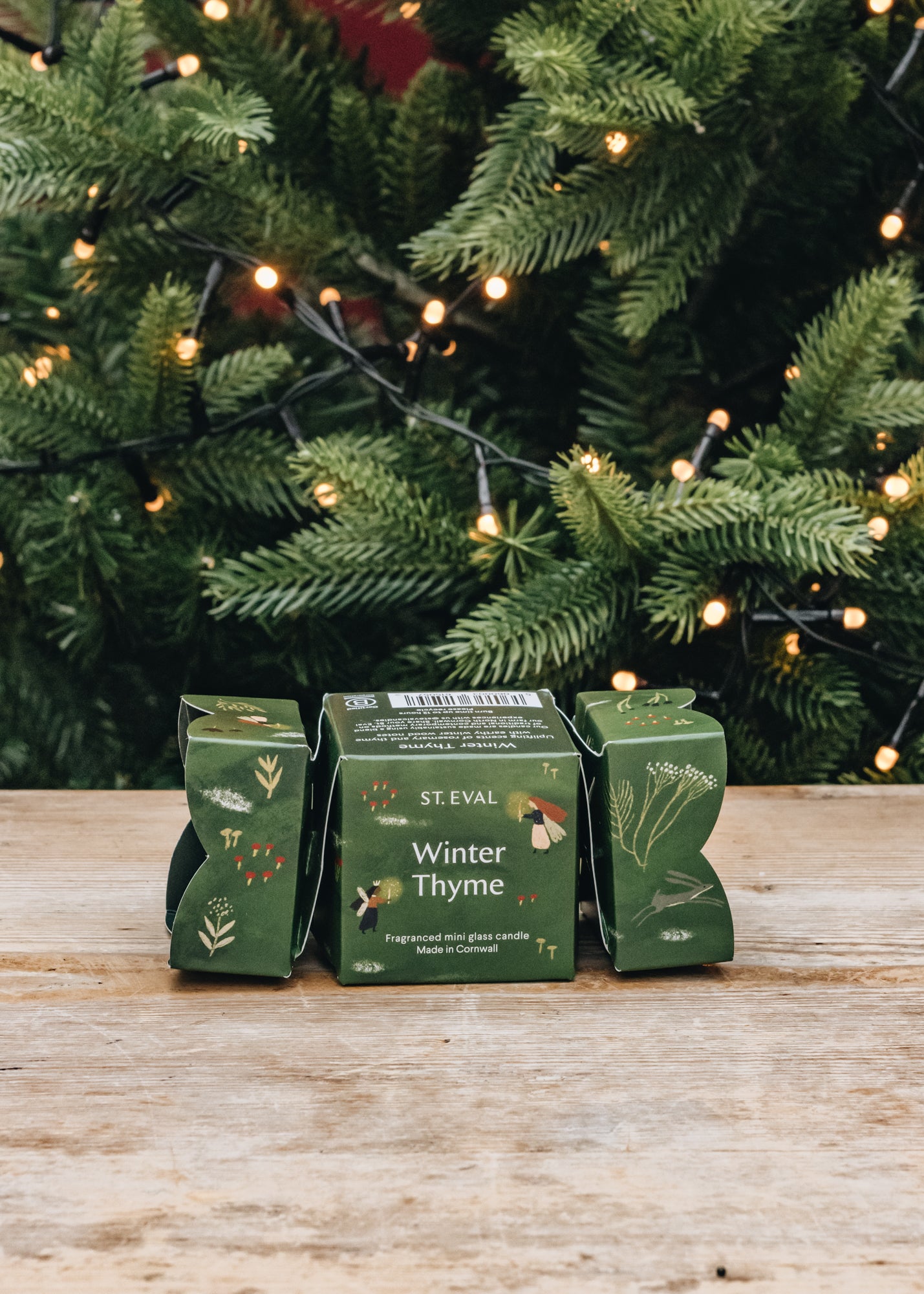 Winter Thyme Christmas Cracker Candle