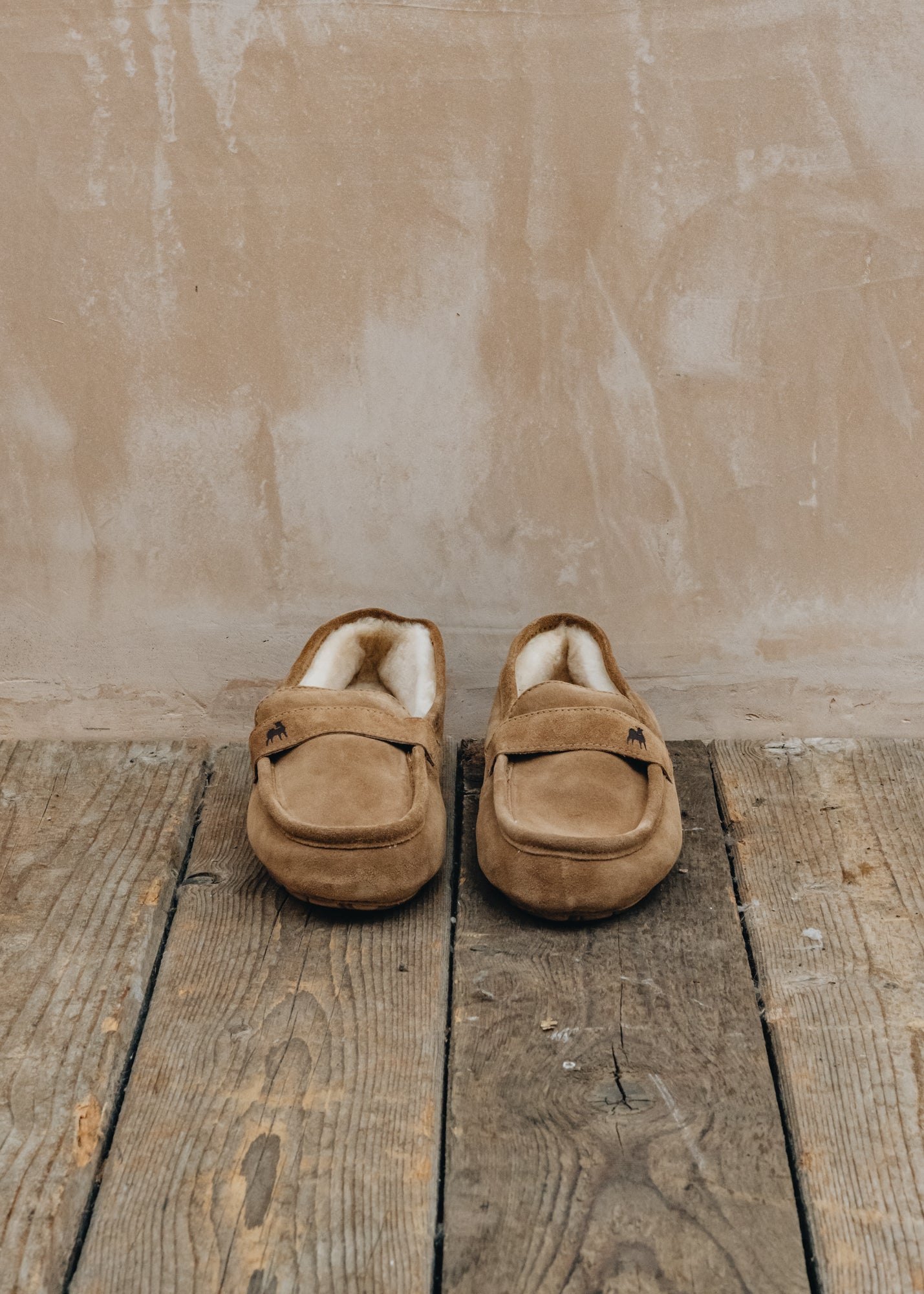 Denver Slippers in Chestnut