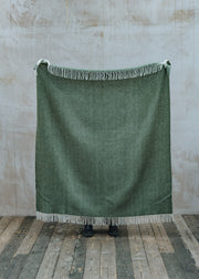 Fishbone Throw in Olive