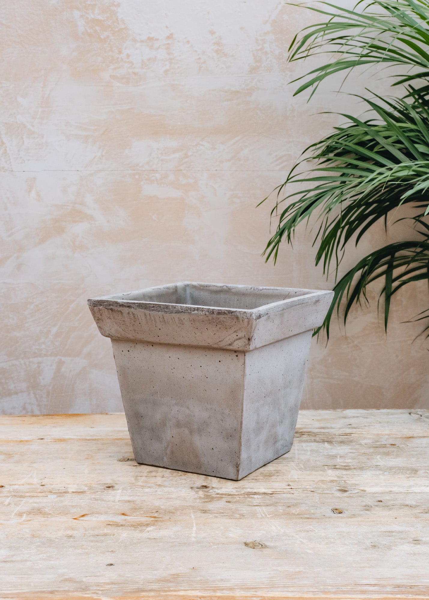 Grey Gaia Pots