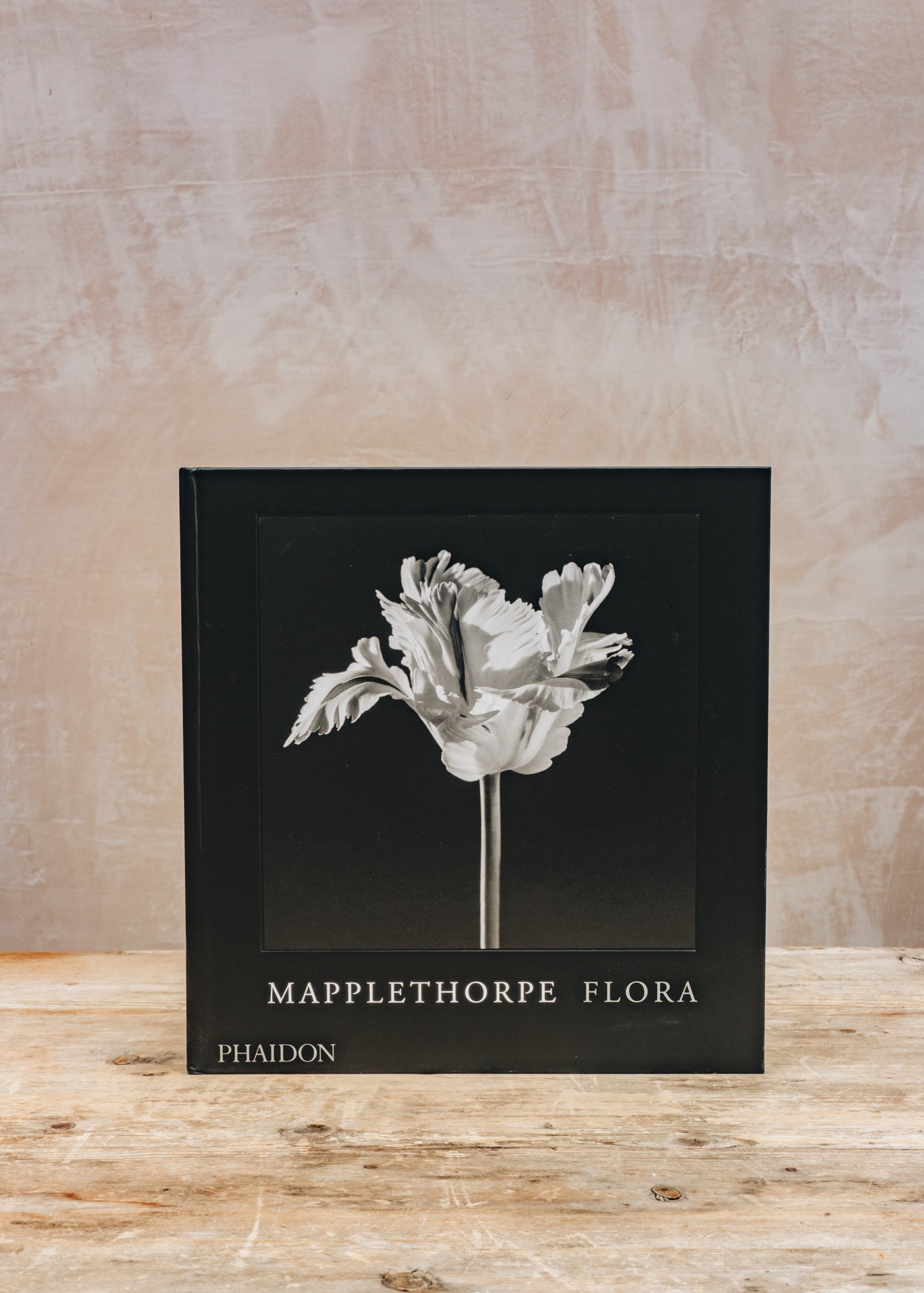 Mapplethorpe Flora: The Complete Flowers