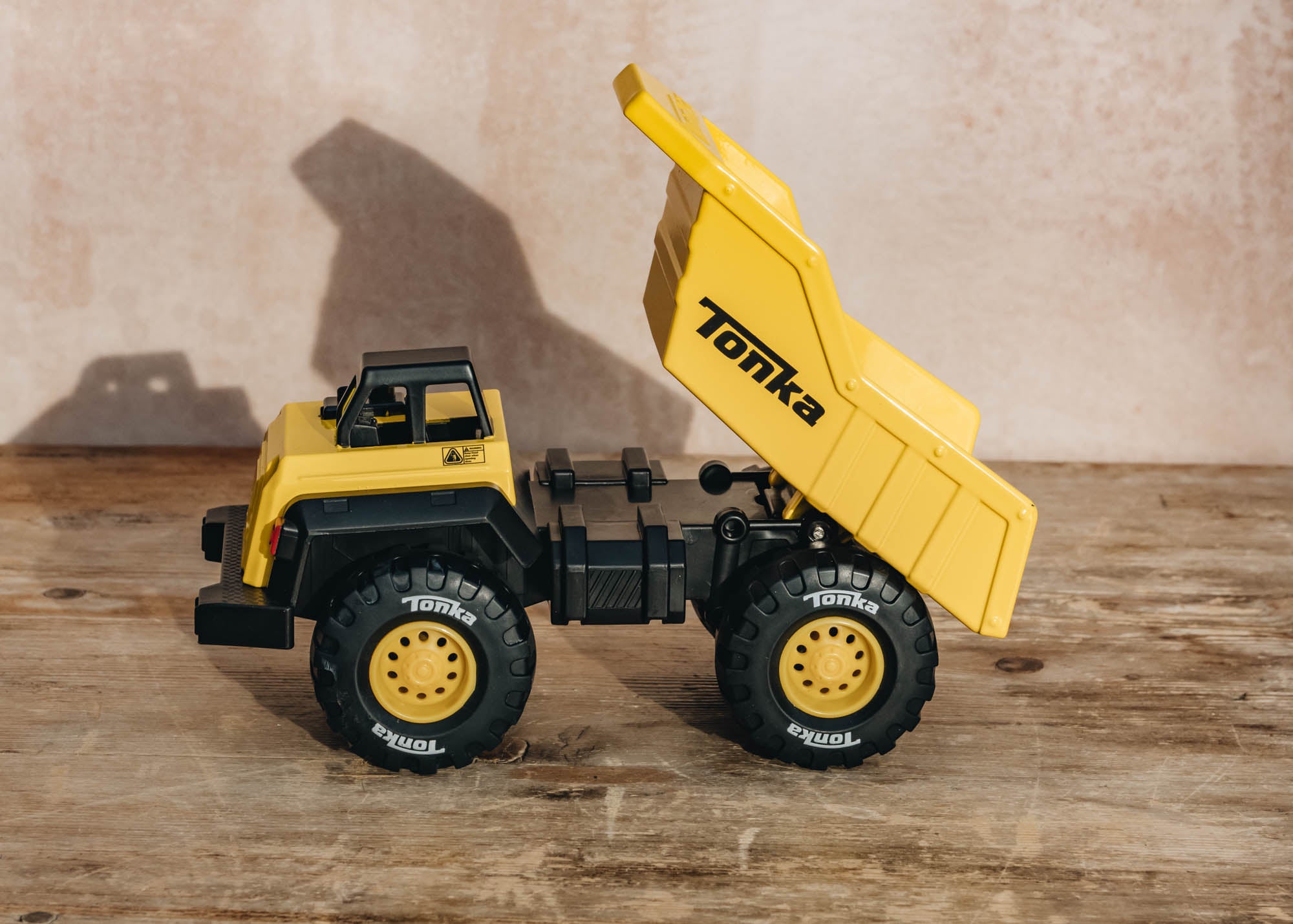 Old metal tonka dump truck online