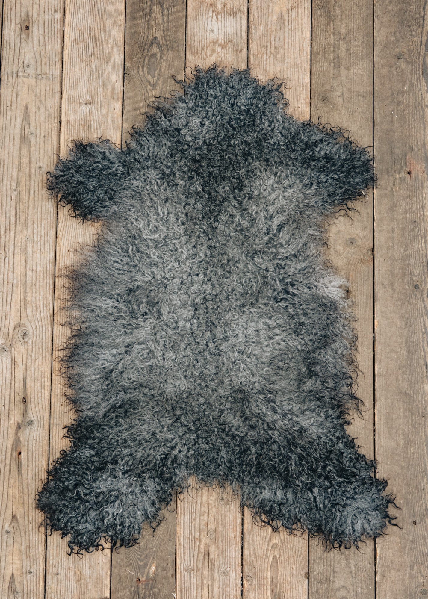 Shepherd of Sweden Natural Grey Sanda Sheepskin, 100x60