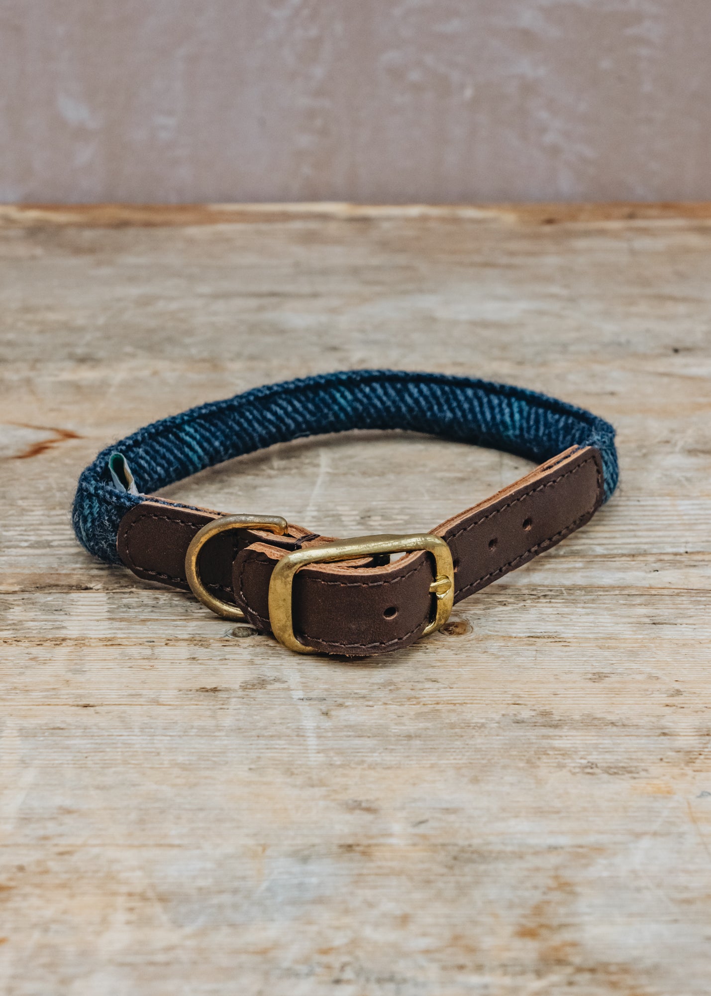 Barbour Rolled Tweed Dog Collar in Navy