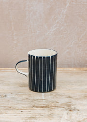 Sgraffito Demi Mug in Graphite