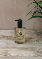 Noble Isle Shampoo in The Greenhouse, 250ml