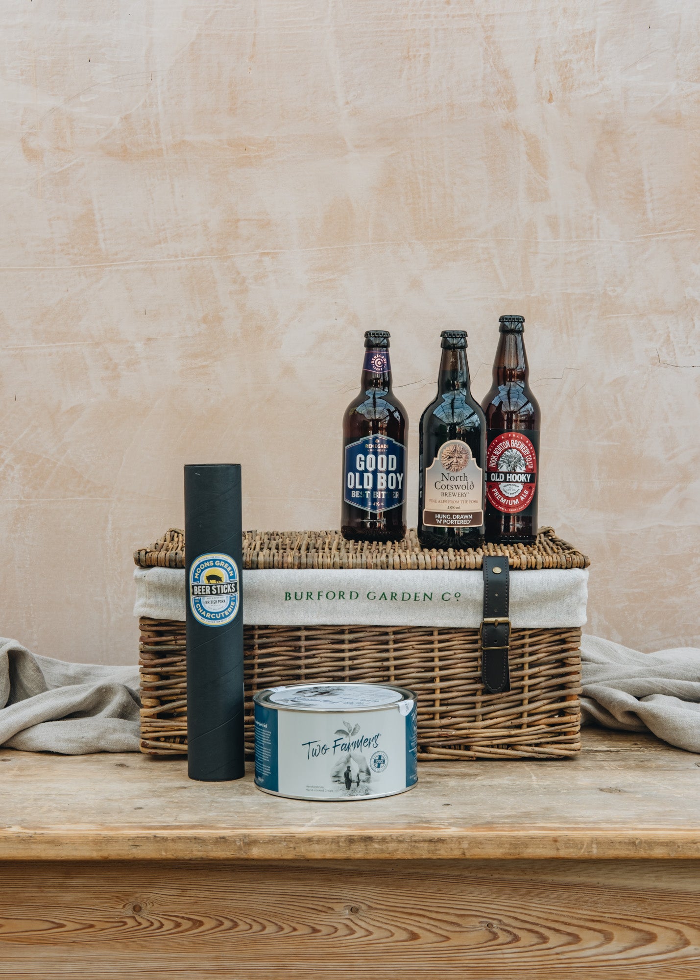 Sneeboer The Beer & Snacks Hamper