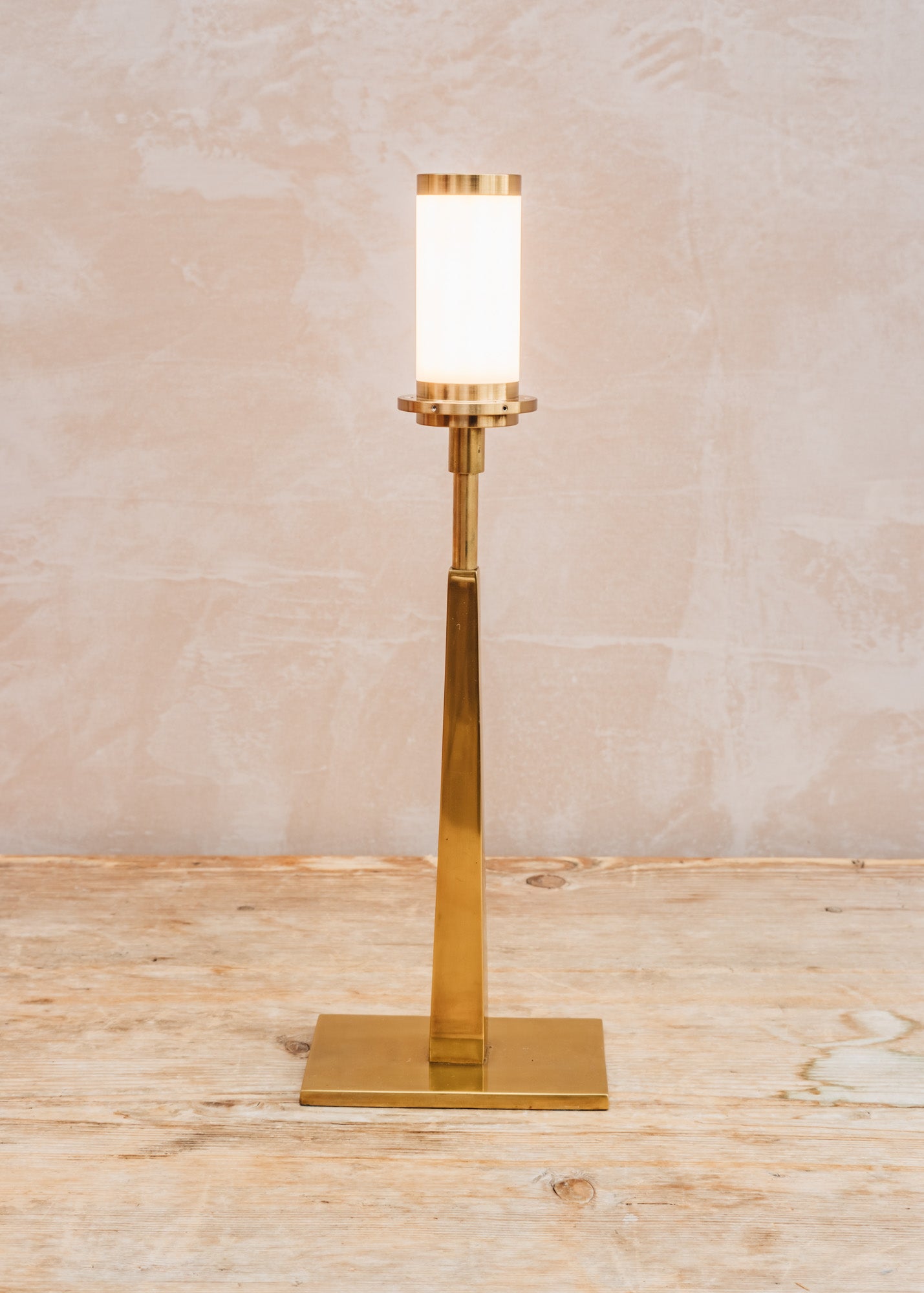 Gingko Tiny Trafalgar Rechargeable Lamp in Antique Brass