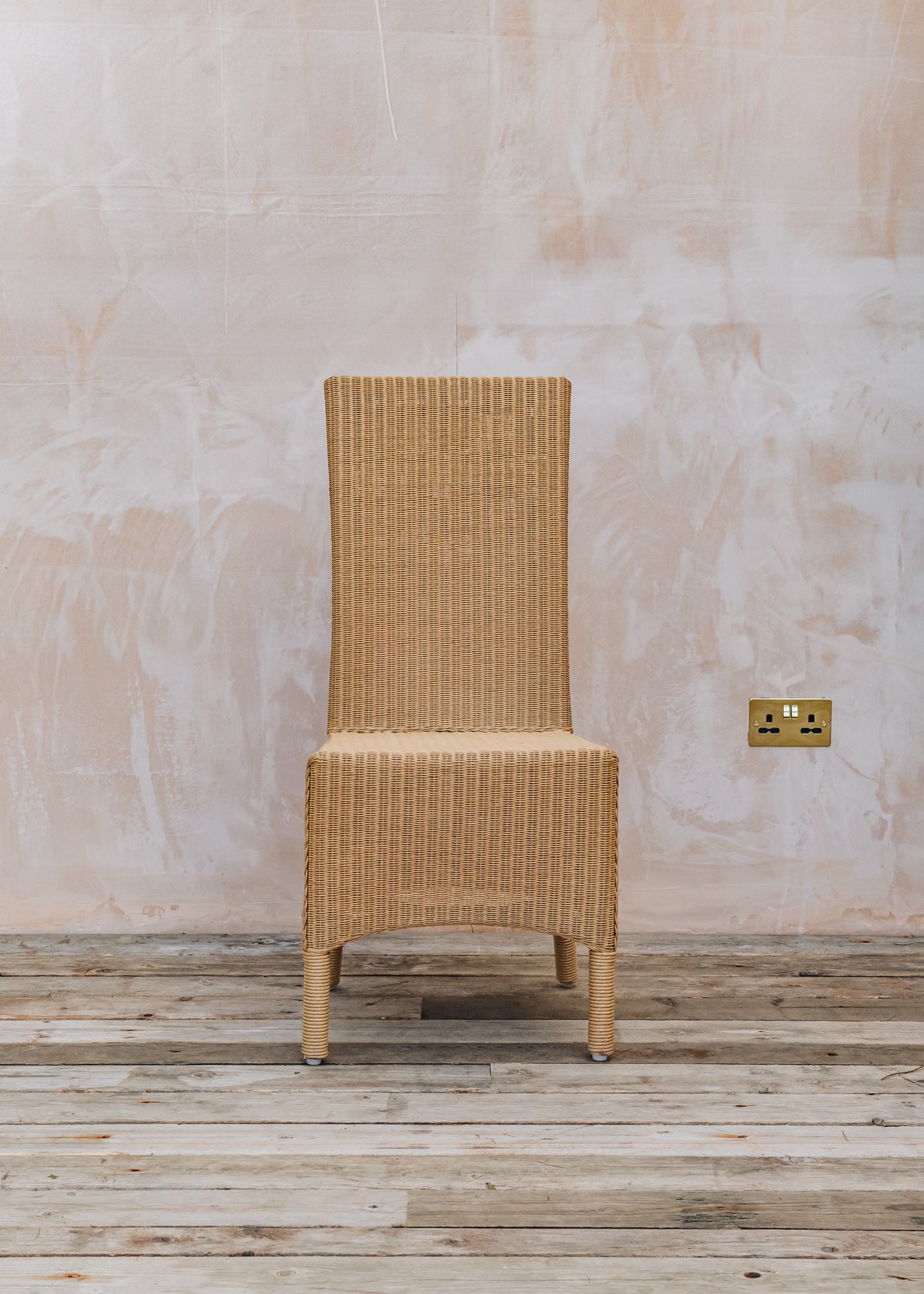 Loom shop dining chair